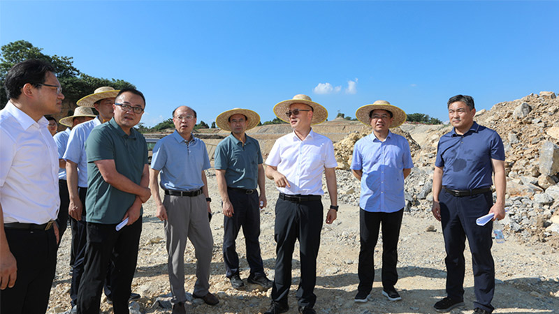 汪華東調研十里長山文化旅游產業園項目建設情況